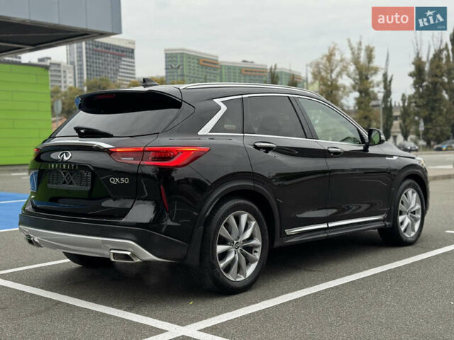 Инфинити QX50, объемом двигателя 2 л и пробегом 76 тыс. км за 21500 $, фото 4 на Automoto.ua