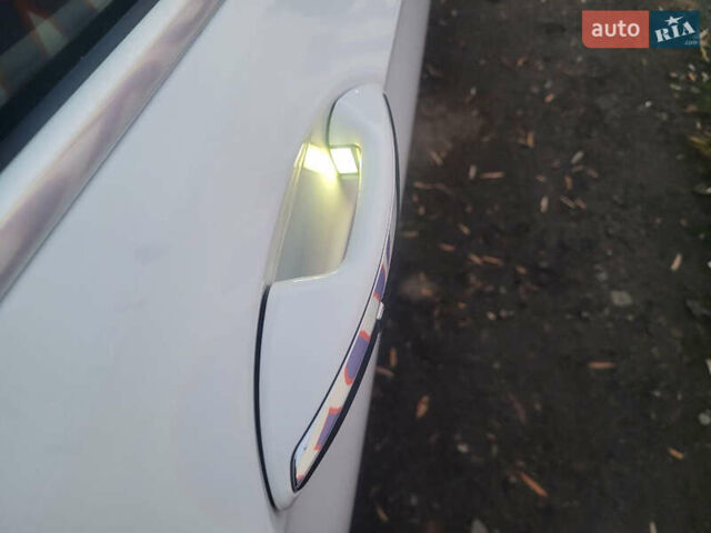 Инфинити QX50, объемом двигателя 1.99 л и пробегом 212 тыс. км за 19100 $, фото 47 на Automoto.ua