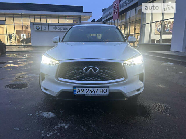 Інфініті QX50, об'ємом двигуна 2 л та пробігом 79 тис. км за 29500 $, фото 2 на Automoto.ua