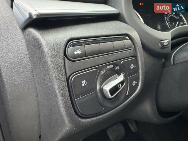 Инфинити QX50, объемом двигателя 2 л и пробегом 76 тыс. км за 21500 $, фото 40 на Automoto.ua