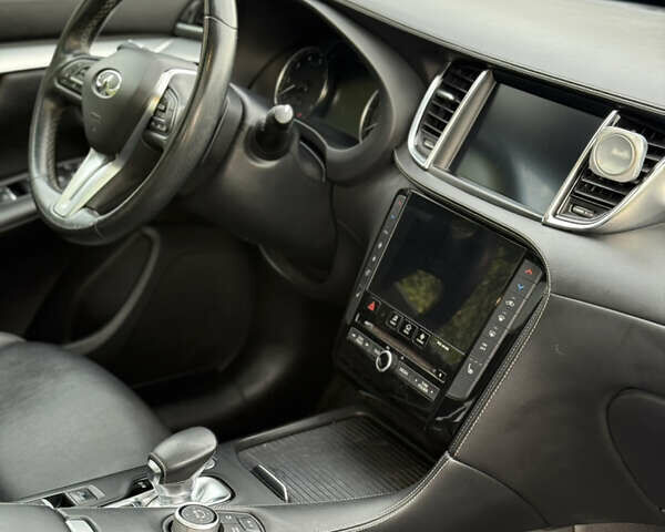 Інфініті QX50, об'ємом двигуна 2 л та пробігом 127 тис. км за 30000 $, фото 19 на Automoto.ua