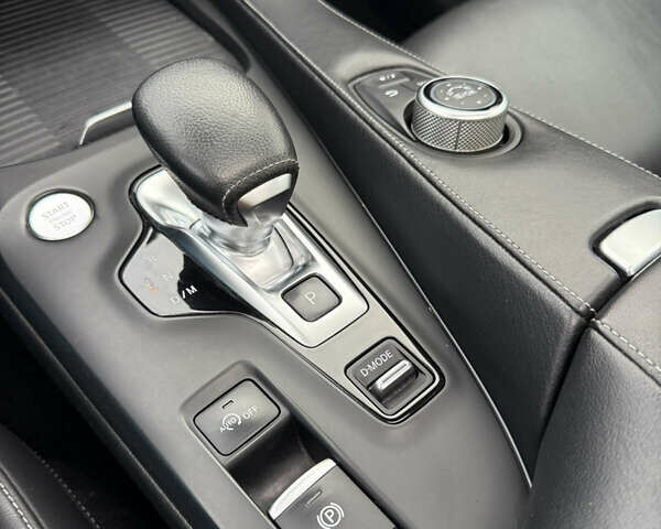 Інфініті QX50, об'ємом двигуна 2 л та пробігом 127 тис. км за 30000 $, фото 15 на Automoto.ua