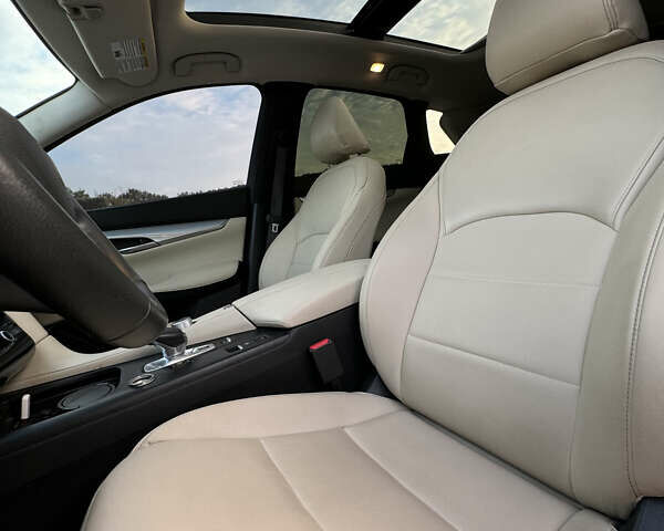 Інфініті QX50, об'ємом двигуна 2 л та пробігом 48 тис. км за 33000 $, фото 15 на Automoto.ua