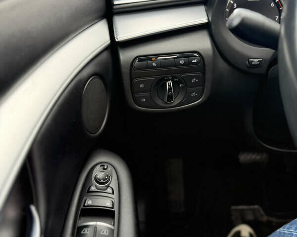 Інфініті QX50, об'ємом двигуна 2 л та пробігом 127 тис. км за 30000 $, фото 14 на Automoto.ua