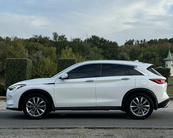 Інфініті QX50, об'ємом двигуна 2 л та пробігом 48 тис. км за 33000 $, фото 3 на Automoto.ua