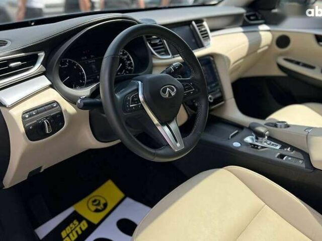 Інфініті QX50, об'ємом двигуна 2 л та пробігом 14 тис. км за 31000 $, фото 8 на Automoto.ua
