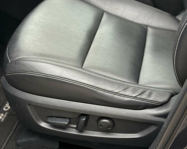 Інфініті QX50, об'ємом двигуна 2 л та пробігом 127 тис. км за 30000 $, фото 35 на Automoto.ua