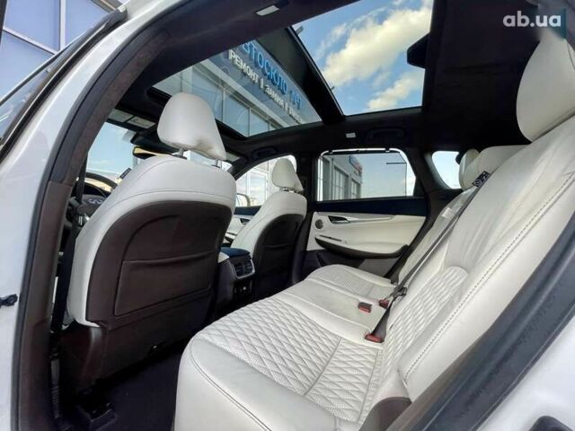 Инфинити QX50, объемом двигателя 2 л и пробегом 34 тыс. км за 34999 $, фото 20 на Automoto.ua