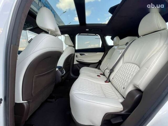 Инфинити QX50, объемом двигателя 2 л и пробегом 34 тыс. км за 34999 $, фото 21 на Automoto.ua