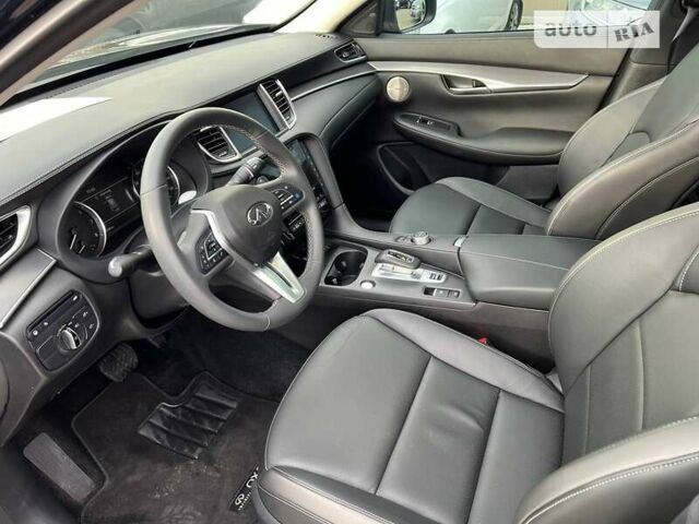 Інфініті QX50, об'ємом двигуна 2 л та пробігом 5 тис. км за 31000 $, фото 14 на Automoto.ua
