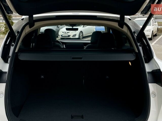 Инфинити QX50, объемом двигателя 2 л и пробегом 0 тыс. км за 51725 $, фото 16 на Automoto.ua