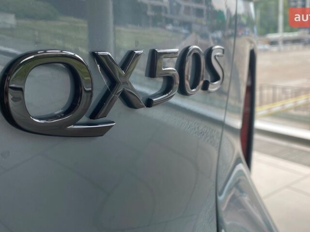 Инфинити QX50, объемом двигателя 2 л и пробегом 0 тыс. км за 57928 $, фото 29 на Automoto.ua