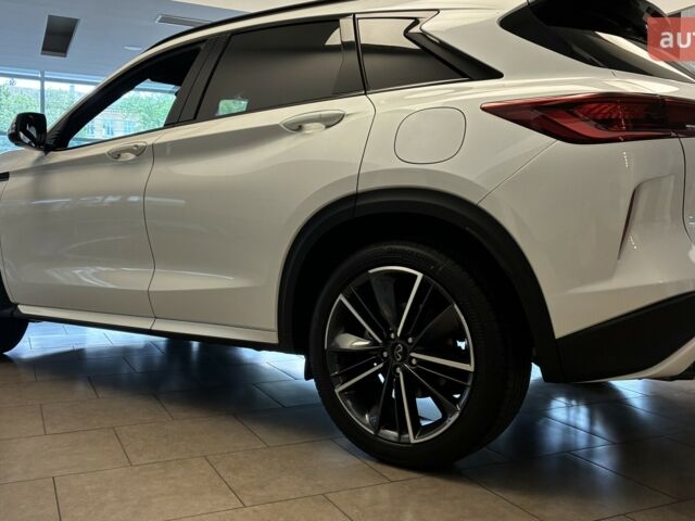 Инфинити QX50, объемом двигателя 2 л и пробегом 0 тыс. км за 61734 $, фото 8 на Automoto.ua