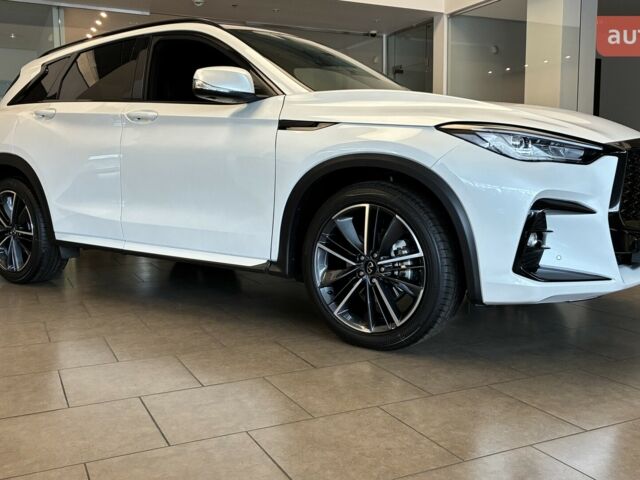 Инфинити QX50, объемом двигателя 2 л и пробегом 0 тыс. км за 61734 $, фото 4 на Automoto.ua