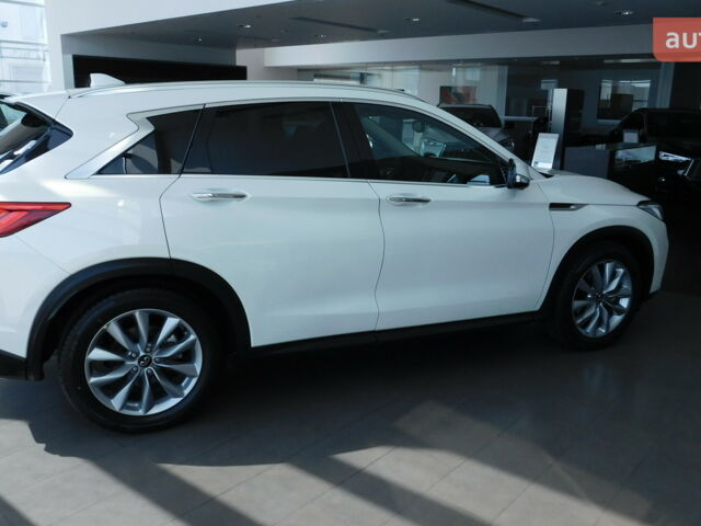 Инфинити QX50, объемом двигателя 2 л и пробегом 0 тыс. км за 51725 $, фото 23 на Automoto.ua