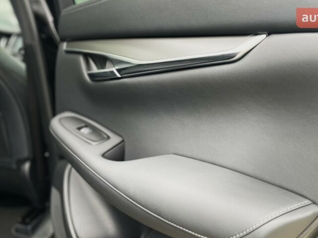 Инфинити QX50, объемом двигателя 2 л и пробегом 0 тыс. км за 49024 $, фото 22 на Automoto.ua