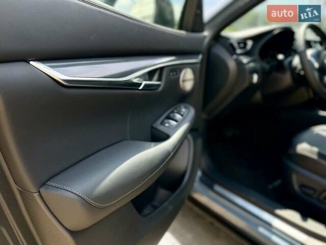 Инфинити QX50, объемом двигателя 2 л и пробегом 1 тыс. км за 55030 $, фото 12 на Automoto.ua