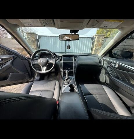 Серый Инфинити QX50, объемом двигателя 2 л и пробегом 150 тыс. км за 14000 $, фото 8 на Automoto.ua