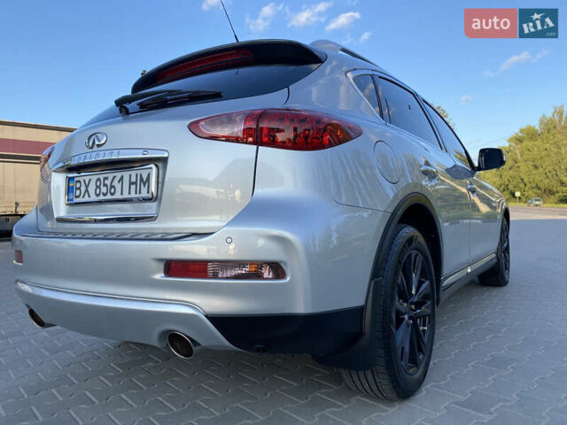 Сірий Інфініті QX50, об'ємом двигуна 3.7 л та пробігом 153 тис. км за 11333 $, фото 60 на Automoto.ua