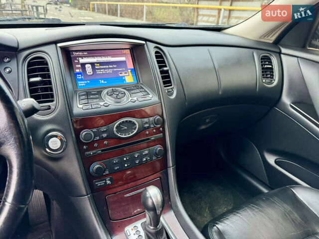 Сірий Інфініті QX50, об'ємом двигуна 3.7 л та пробігом 137 тис. км за 12000 $, фото 41 на Automoto.ua