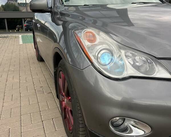 Серый Инфинити QX50, объемом двигателя 3.7 л и пробегом 137 тыс. км за 12300 $, фото 19 на Automoto.ua