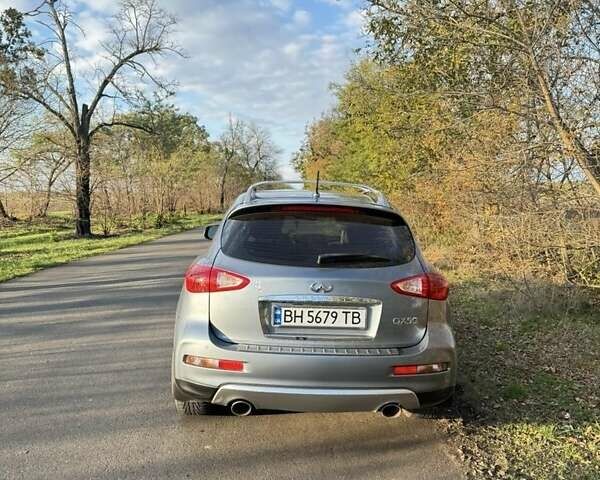 Сірий Інфініті QX50, об'ємом двигуна 3.7 л та пробігом 120 тис. км за 14900 $, фото 1 на Automoto.ua