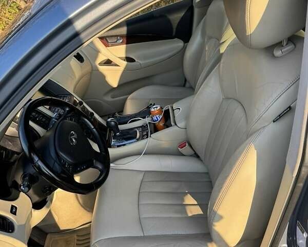 Сірий Інфініті QX50, об'ємом двигуна 3.7 л та пробігом 120 тис. км за 14900 $, фото 3 на Automoto.ua