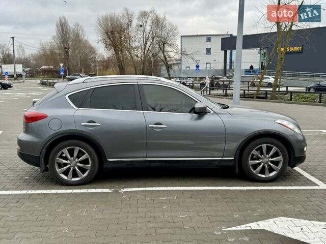 Сірий Інфініті QX50, об'ємом двигуна 3.7 л та пробігом 137 тис. км за 12000 $, фото 24 на Automoto.ua
