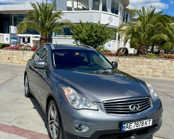 Серый Инфинити QX50, объемом двигателя 3.7 л и пробегом 145 тыс. км за 14000 $, фото 1 на Automoto.ua