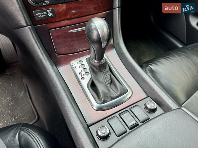 Сірий Інфініті QX50, об'ємом двигуна 3.7 л та пробігом 137 тис. км за 12000 $, фото 42 на Automoto.ua