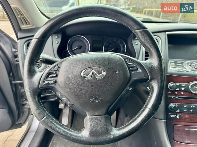 Сірий Інфініті QX50, об'ємом двигуна 3.7 л та пробігом 137 тис. км за 12000 $, фото 36 на Automoto.ua