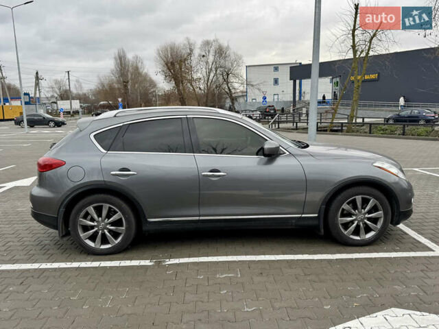 Сірий Інфініті QX50, об'ємом двигуна 3.7 л та пробігом 137 тис. км за 12000 $, фото 6 на Automoto.ua