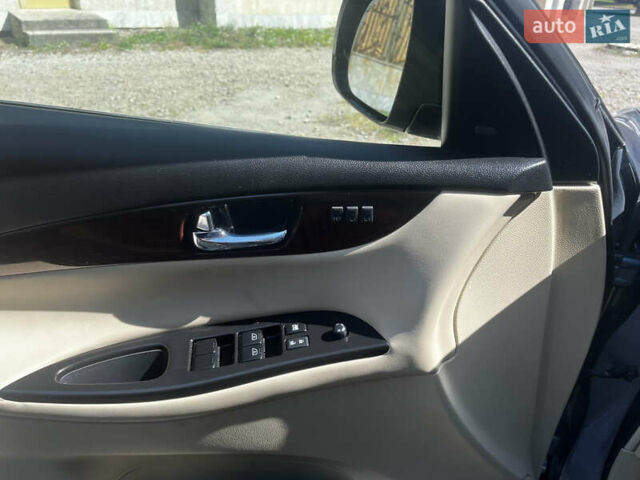 Сірий Інфініті QX50, об'ємом двигуна 3.7 л та пробігом 78 тис. км за 18300 $, фото 18 на Automoto.ua