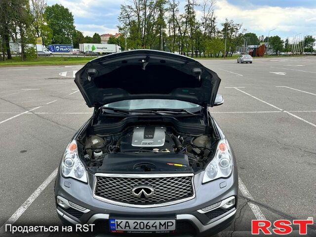 Сірий Інфініті QX50, об'ємом двигуна 2.5 л та пробігом 79 тис. км за 23400 $, фото 7 на Automoto.ua