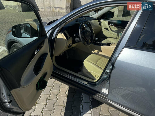 Серый Инфинити QX50, объемом двигателя 3.7 л и пробегом 78 тыс. км за 17800 $, фото 6 на Automoto.ua