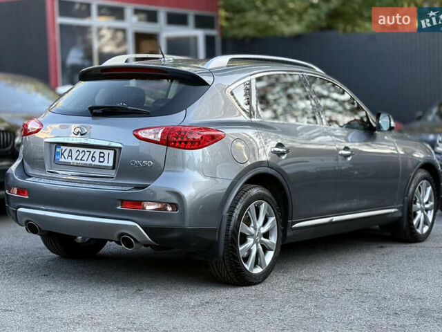 Сірий Інфініті QX50, об'ємом двигуна 3.7 л та пробігом 166 тис. км за 13500 $, фото 4 на Automoto.ua