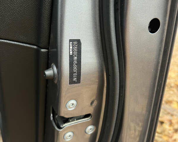 Серый Инфинити QX50, объемом двигателя 3.7 л и пробегом 83 тыс. км за 14000 $, фото 43 на Automoto.ua