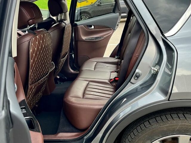 Сірий Інфініті QX50, об'ємом двигуна 2.5 л та пробігом 79 тис. км за 23400 $, фото 1 на Automoto.ua