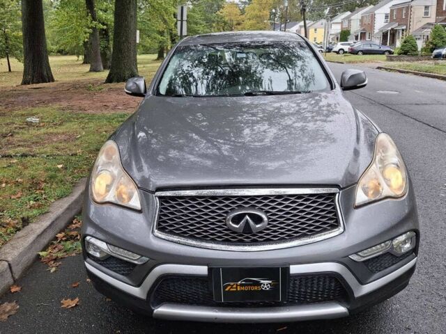 Серый Инфинити QX50, объемом двигателя 3.7 л и пробегом 53 тыс. км за 6000 $, фото 1 на Automoto.ua