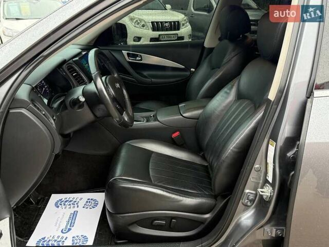 Серый Инфинити QX50, объемом двигателя 3.7 л и пробегом 78 тыс. км за 14900 $, фото 16 на Automoto.ua