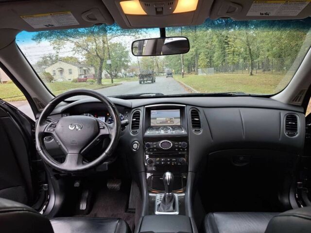 Серый Инфинити QX50, объемом двигателя 3.7 л и пробегом 53 тыс. км за 6000 $, фото 7 на Automoto.ua