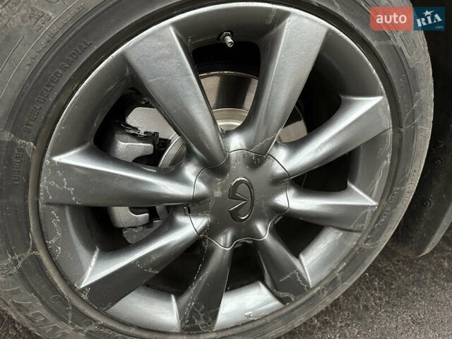 Серый Инфинити QX50, объемом двигателя 3.7 л и пробегом 83 тыс. км за 14000 $, фото 19 на Automoto.ua