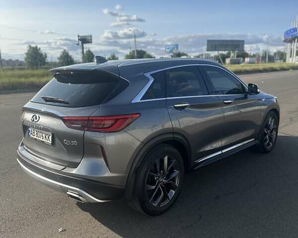 Серый Инфинити QX50, объемом двигателя 2 л и пробегом 117 тыс. км за 23900 $, фото 8 на Automoto.ua