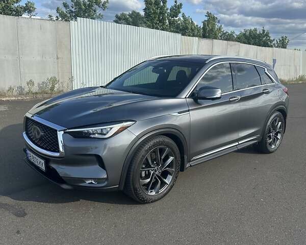 Серый Инфинити QX50, объемом двигателя 2 л и пробегом 117 тыс. км за 23900 $, фото 2 на Automoto.ua