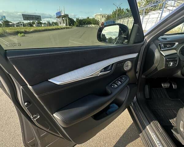 Серый Инфинити QX50, объемом двигателя 2 л и пробегом 117 тыс. км за 23900 $, фото 12 на Automoto.ua