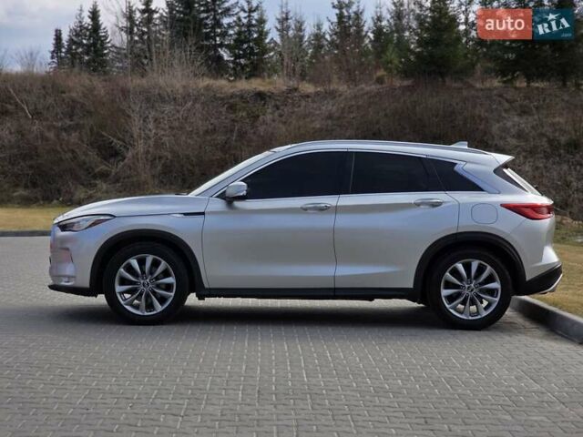Сірий Інфініті QX50, об'ємом двигуна 2 л та пробігом 205 тис. км за 17499 $, фото 6 на Automoto.ua