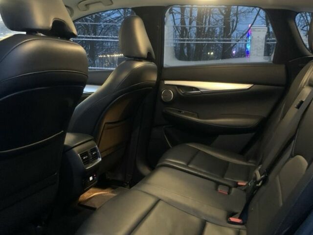 Серый Инфинити QX50, объемом двигателя 2 л и пробегом 3 тыс. км за 18500 $, фото 2 на Automoto.ua
