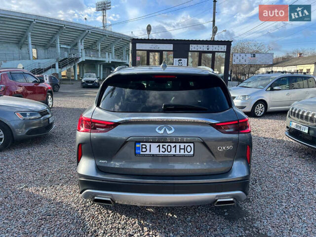 Серый Инфинити QX50, объемом двигателя 2 л и пробегом 80 тыс. км за 19500 $, фото 7 на Automoto.ua