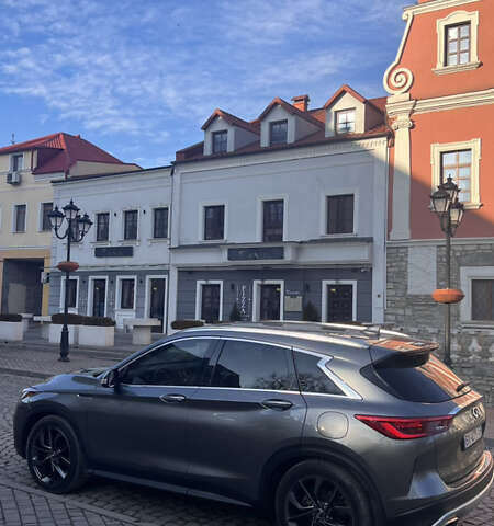 Сірий Інфініті QX50, об'ємом двигуна 2 л та пробігом 148 тис. км за 19100 $, фото 3 на Automoto.ua