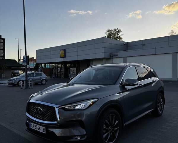Сірий Інфініті QX50, об'ємом двигуна 2 л та пробігом 82 тис. км за 31500 $, фото 17 на Automoto.ua
